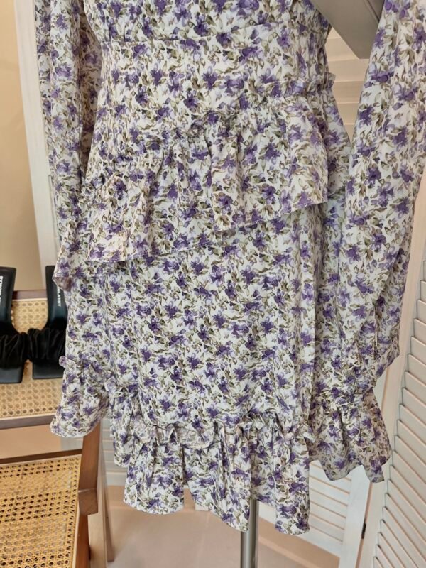 LAVENDER PLEATED DRESS 花边下摆连衣裙