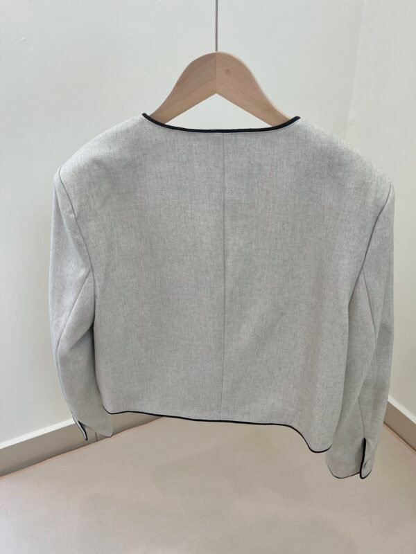 ROUND BUTTON BLAZER [GREY] 亚麻灰休闲西装外套