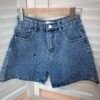 DENIM SHORTS 高腰 A 版牛仔短裤