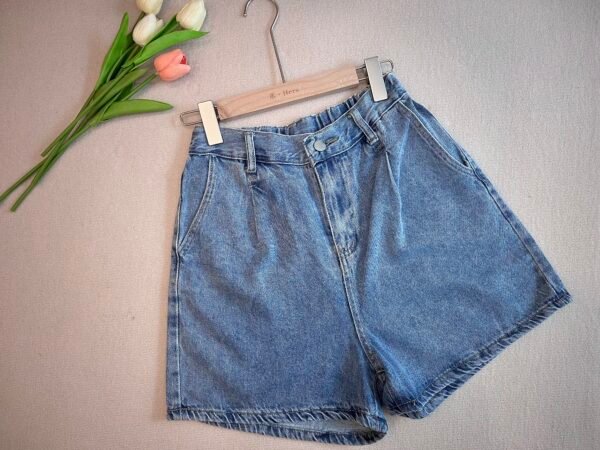 DENIM STRETCHABLE SHORT 松紧腰牛仔短裤
