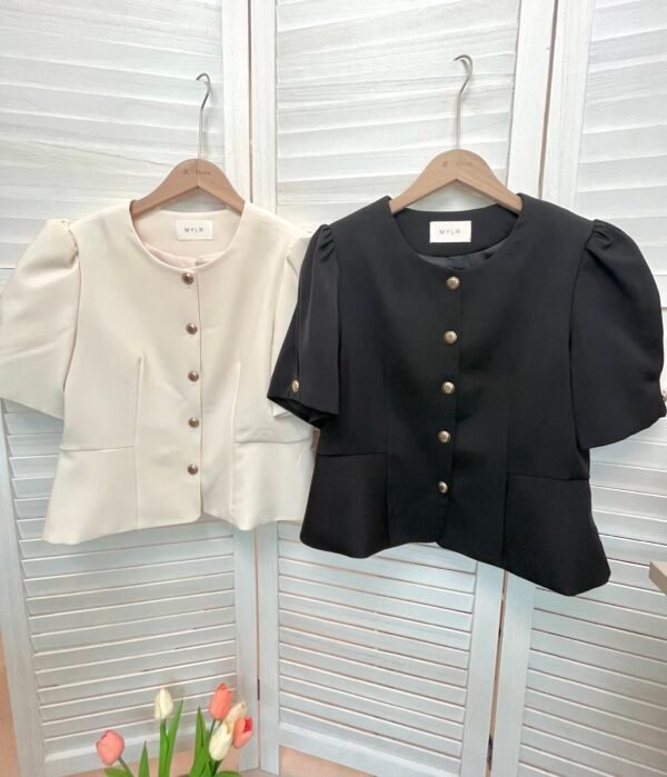 ELEGANT PLAIN BUTTON TOP 东大门气质上衣