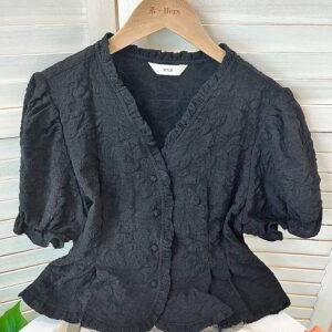 UNIQUE CUTWORK BLOUSE 小众木耳花边小上衣