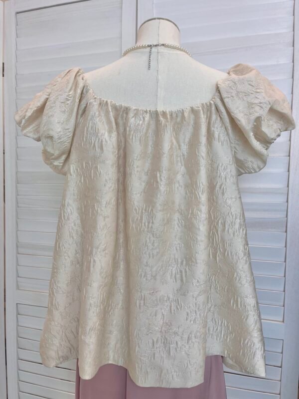 LUXE ILLUSION OFF SHOULDER BLOUSE 小众设计提花短袖上衣
