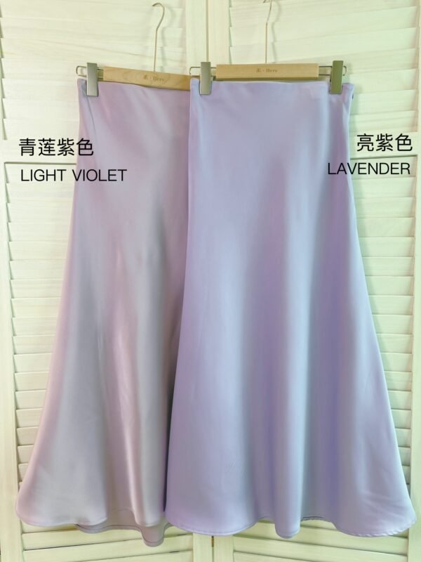LAVENDER ELEGANT SATIN MIDI SKIRT 紫色仿醋酸缎面半身裙